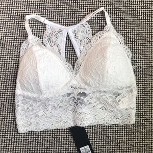 BNWT Forever 21 Padded Lace Bralette (Size S)